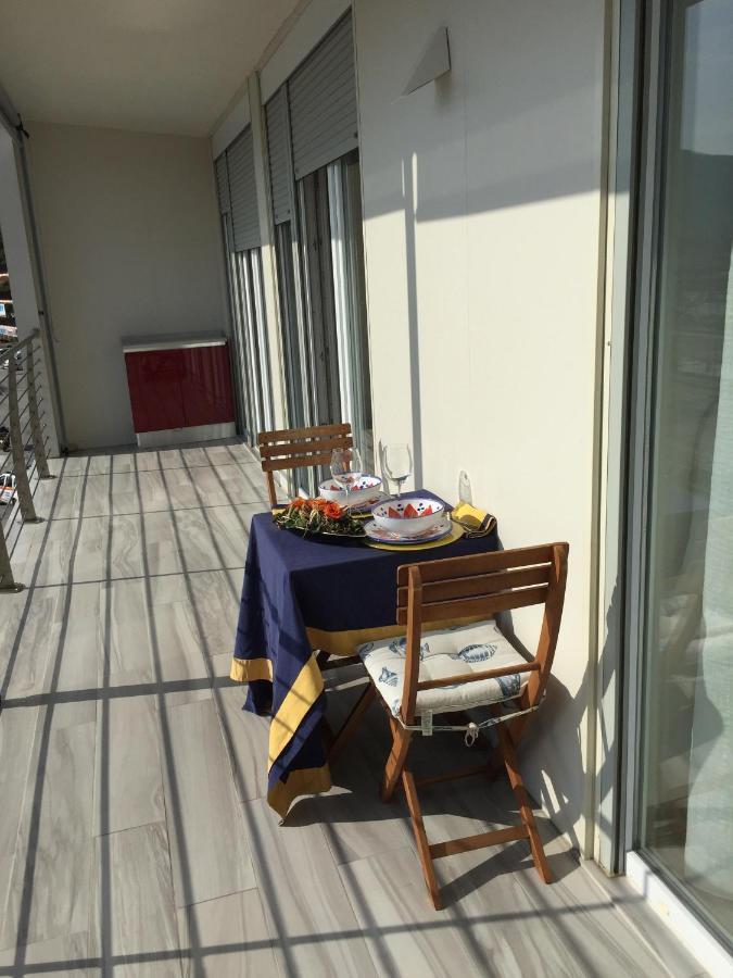 포르토페라이오 Seafront 아파트 외부 사진